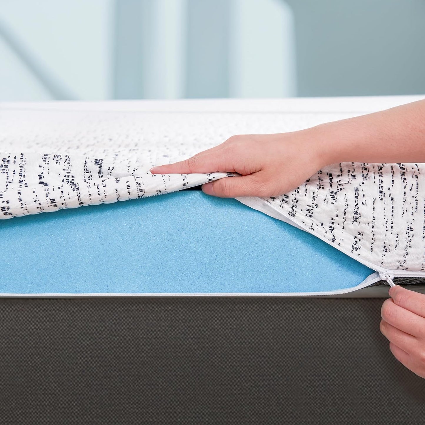 Subrtex Memory Foam Mattress Topper King, 4 Inch Bed Toppers for Pressure Relieving, Soft Mattress Pads with Removable Washable Cover